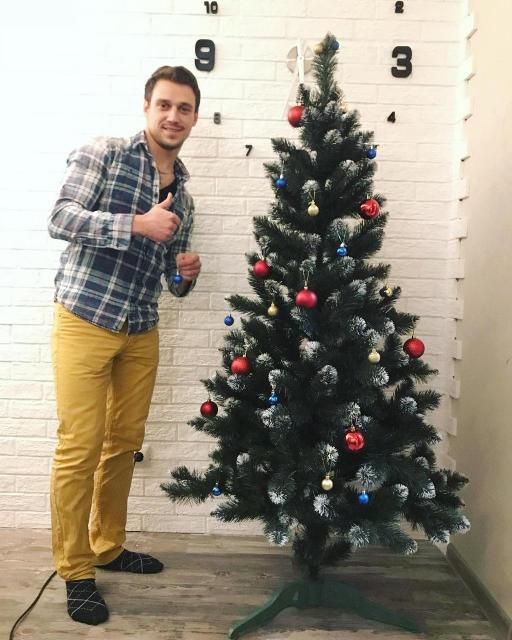 Штучна ялина КАРПАТСЬКА з білими кінчиками 300 см