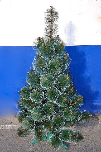 Штучна сосна КРИМСЬКА ЗАСНІЖЕНА темно-зелена 210 см