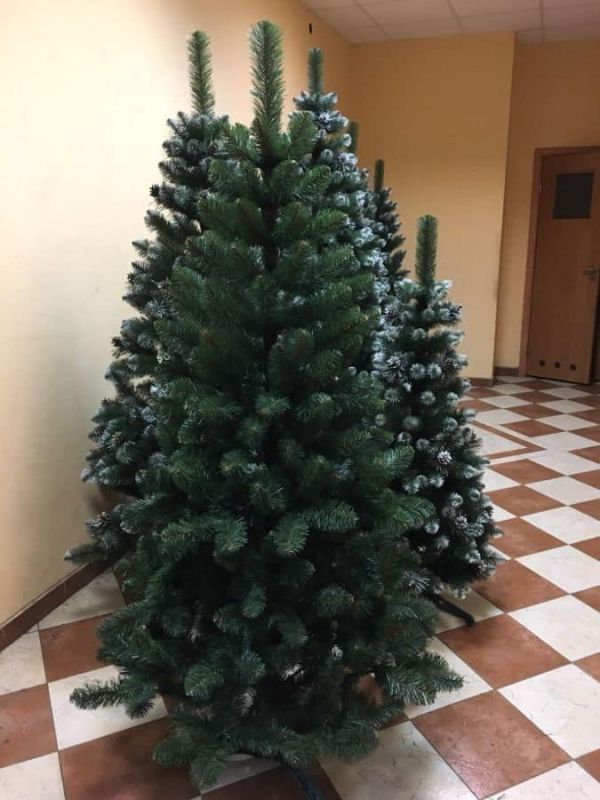 Искусственная новогодняя елка КАРПАТСКАЯ зелёная 120 см