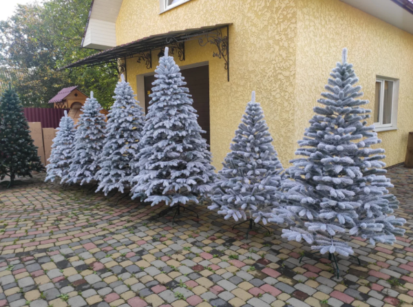 Искусственная литая ёлка ПРЕЗИДЕНТСКАЯ ЗАСНЕЖЕННАЯ 250 см