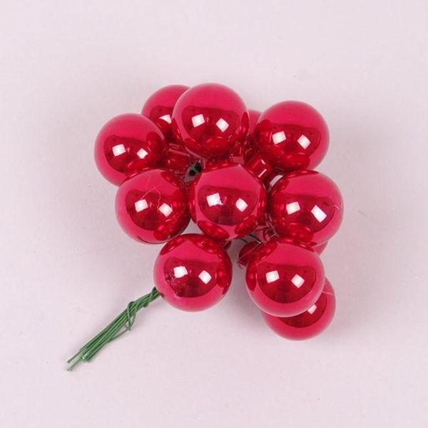 Шарики стеклянные 2,5 см. красные опал (12 пучков-144 шарика) 44634