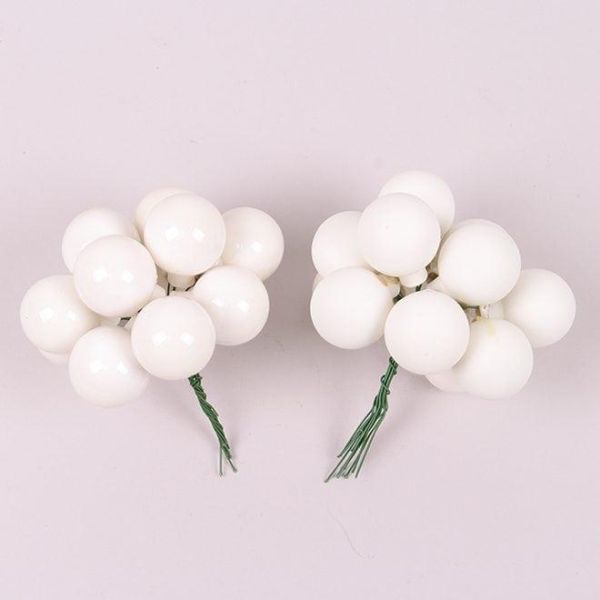 Кульки скляні 3 см. білі (6 пучків-72 кульки)