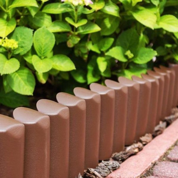 Бордюр садовий Palisada Border коричневий 2.5м.